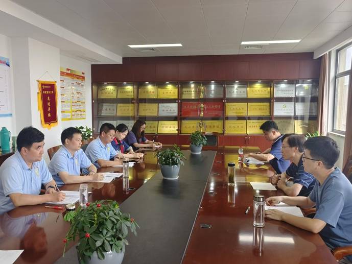 羅淵平到鋼構公司調研